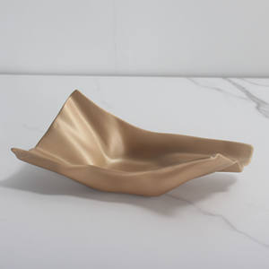 Elegant, ecologisch verantwoorde, tasvormige keramische schaal, multifunctioneel decoratief middelpunt voor consoletafels - Product Image 4