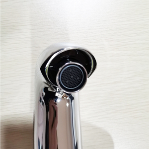 HY-178A ก๊อกน้ำระบบเซ็นเซอร์แบบไม่มีสัมผัสชุบโครเมี่ยมอัตโนมัติดีไซน์ทันสมัยสำหรับห้องครัวอ่างล้างหน้าแบบหลุมเดียวก๊อกน้ำทองเหลือง - Product Image 5