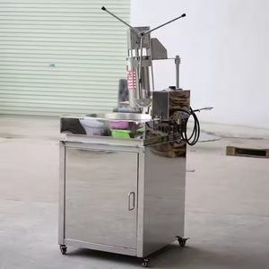 Fabricant de churros espagnol vertical <span class=keywords><strong>5L</strong></span> avec <span class=keywords><strong>friteuse</strong></span> Machine à churros manuelle commerciale Machine De Churros Machine à snack avec <span class=keywords><strong>friteuse</strong></span> 30L - Product Image 2