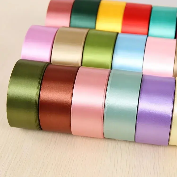 Оптовая Продажа с фабрики однотонная двухцветная Подарочная атласная лента с принтом 1 см 2,5 см 4 см 10 см