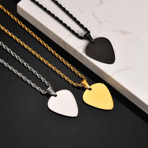 Collar de hombre personalizado de acero inoxidable 316L con colgante de corazón, chapado en oro PVD de 14K/18K, joyería fina de moda para grabar. - Product Image 2
