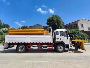 Camion de déneigement lourd HOWO, lame à neige de <span class=keywords><strong>3</strong></span> mètres, moteur 220 CV, transmission manuelle à 8 vitesses, déneigement multifonctionnel - Product Image 3