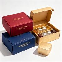 Boîtes cadeaux rigides magnétiques blanches personnalisées avec insert EVA intégré à 6 compartiments pour l'emballage de produits médicaux en flacon