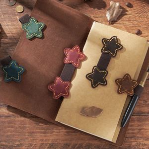 Marcapáginas de Cuero Genuino en Forma de Estrella, Hecho a Mano, con Cierre Magnético, Regalo Ideal para Amantes de la Lectura - Product Image 2