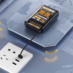 Batería Externa Portátil Mini de 10000mAh y 10W con Cables Integrados, Carga Rápida, Pantalla Digital y Luz LED - Product Image 4