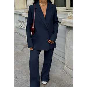 Ensemble de costume pantalon bleu marine pour femmes - Product Image 4