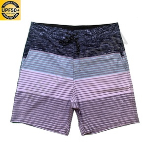 Pantalones Cortos Deportivos Personalizados con Protección Solar UPF50+ para Hombre, Pantalones Cortos de Baño con Cordón Ajustable de Secado Rápido para Primavera/Verano - Product Image 3