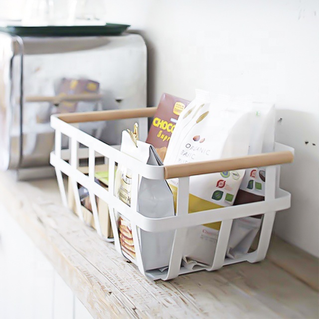 Kitchen Mesa Metal With Wooden Handle