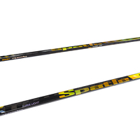 Bâton de hockey sur glace en fibre de carbone ultra-léger haute résistance personnalisé avec tissage 18K pour junior