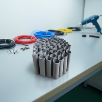 Tube thermorétractable à haute tension avec isolation en PE, à fort rapport de rétrécissement, à paroi épaisse, avec adhésif thermofusible pour câbles