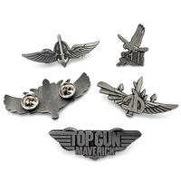 Broches personnalisées en métal avec logo 3D, estampage à chaud, plaqué nickel, ailes d'ange, pour chapeaux ou vêtements