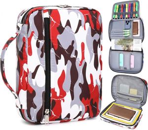 Estuche para Biblia Premium de muestra gratuita, estuche de transporte de cuero con asa y bolsillo con cremallera para la cubierta de la Biblia - Product Image 1