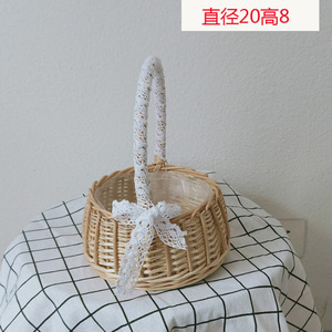 Hand Woven Rattan Gift <b>Baskets</b> With Lace Handles For Souvenirs And Flower Arrangements - Product Image 2