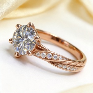 Anillo de Diamante Cultivado en Laboratorio de 1 Quilate con Certificado IGI de Lujo, Anillo de Compromiso de Oro Amarillo Sólido de 14K/18K con Banda Trenzada para Mujer - Product Image 2