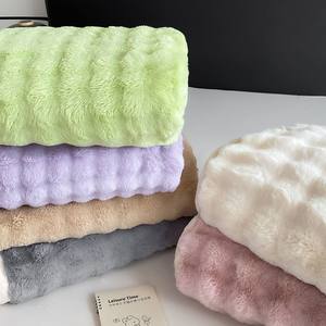 LongFine Hot Sell 100% Polyester Skin-friendly Fuzzy Fluffy South America Two Tone Rabbit Fur Fabric for Bed Lining <strong>Home</strong> <strong>Textile</strong> - Product Image 6