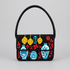 Sac à main en textile brodé fait main, forme rectangulaire, motif floral rouge, bleu, jaune, design du Nouvel An chinois - Product Image 1