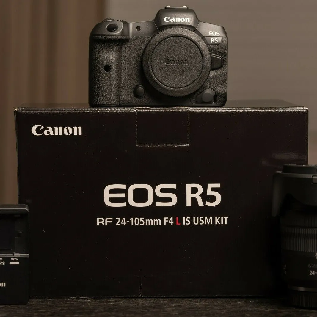 Оптовая продажа для новой камеры Canon EOS R5 8K (полные аксессуары) плюс 3 года международной гарантии
