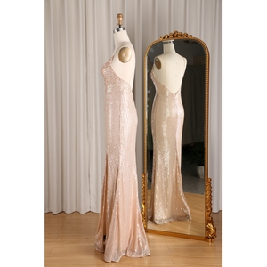 Robe de Demoiselle d'Honneur Moulante Doré Rose à Col Halter et Fente, en Satin avec Traîne et Paillettes, Élégante, <span class=keywords><strong>Sexy</strong></span>, à Bretelles, de Luxe, Écologique, pour Soirée et Bal - Product Image 2