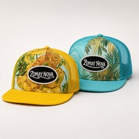 Casquette Trucker en Maille Imprimée Personnalisée (Lot de 2) – Motif Tropical, Visière Plate, Réglable, Style Streetwear, Casquette de Baseball – Vente en Gros, OEM, Faible MOQ