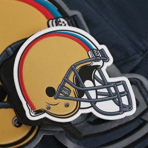 Thiết kế miễn phí nhà sản xuất bán sỉ tùy chỉnh mỹ cao đẳng Bóng Đá Đội Mũ bảo hiểm Câu lạc bộ logo thêu các bản vá lỗi sắt trên - Product Image 3