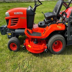 Cortadora de Césped de Giro Cero Kubota G26511 de Alta Potencia Diésel - Product Image 6