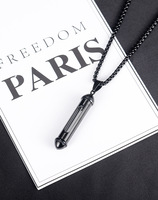 Pendentif Bouteille de Parfum Atila pour Homme, en Acier Inoxydable et Titane, Plaqué Or Antique, avec Face Cylindrique Style Punk et Ouverture, Idéal pour Fêtes et Souvenirs