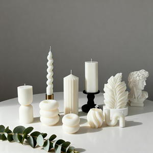 Vela Aromática Geométrica Branca Estilo Nórdico Feita à Mão Atacado Decoração Artística para Casa Estilo Instagram - Product Image 3