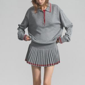 Conjunto Deportivo de Alta Calidad para Mujer, 100% Algodón French Terry Grueso, Sudadera con Hombros Caídos y Falda Deportiva Plisada - Product Image 1