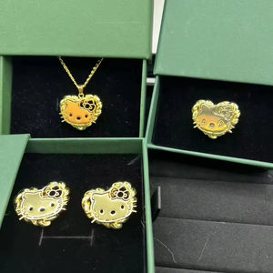 สร้อยคอจี้สแตนเลสชุบทอง 18K ลายการ์ตูนสุดฮิตแบบดรอปชิปปิ้ง สร้อยแบบเชื่อมต่อปรับแต่งได้ เครื่องประดับสำหรับทุกเพศ - Product Image 1