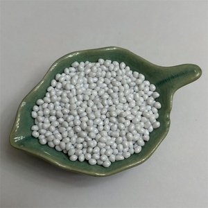 Granules de qualité bouteille PET fabricant de plastique copeaux de polyester granulés PET blancs vierges et recyclés YS-Y01 CZ-302 puce PET - Product Image 1