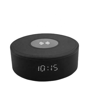 Altavoz Portátil Jy29C Bluetooth con Bajos Extra, Amplificador Integrado de 15 W, Cargador Inalámbrico con Luz y Reloj - Product Image 6