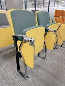 Chaise de cinéma ergonomique HOZE HS-1222A, mobilier de théâtre en alliage d'aluminium, pliable pour un confort optimal, écoles - Product Image 5