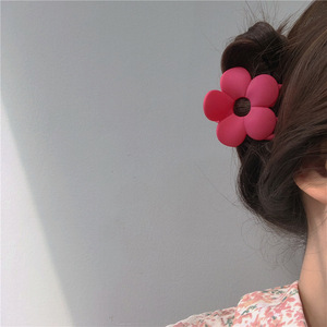 Pinza de Pelo Qianjin Mate con Diseño Floral, Pinza de <span class=keywords><strong>Goma</strong></span> Gruesa con Forma de Tiburón, Elegante Pinza Floral Voluminosa, Accesorio de Pelo de Verano - Product Image 3