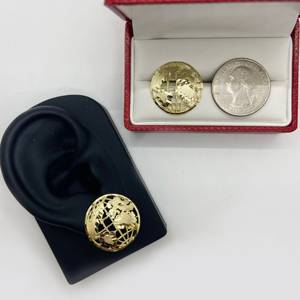 Orecchini a cerchio a globo rotondo placcato in oro 14k per ragazzi uomini Design classico con mappa del mondo gioielli di alta qualità - Product Image 4