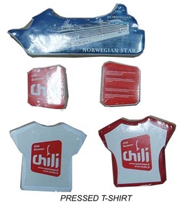 T-<span class=keywords><strong>shirt</strong></span> en coton imprimé pour hommes, Mini bouteille, estival et personnalisé, à la mode, en forme de bouteille, pour publicité - Product Image 3