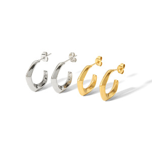 Pendientes de aro geométricos en forma de C, chapados en oro de 18 quilates, de acero inoxidable para mujer, diseño minimalista a la moda. - Product Image 5