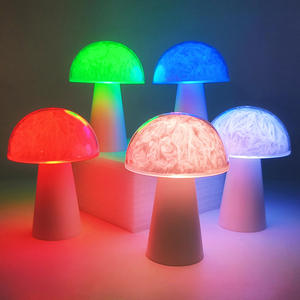 Lampe champignon mignonne et créative avec télécommande, alimentation 1 pile AA, RGB multicolore, lampe d'ambiance, lampe de table, petite veilleuse - Product Image 1