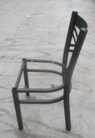 Chaise d'intérieur moderne et bon marché en métal pour salle à manger, hôtel et école, meubles de restaurant au design chinois