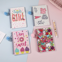 Carnets personnalisés B6 avec couverture en papier imprimé, reliure spirale, pour journalisation et entraînement, avec bande élastique et pendentif pompon