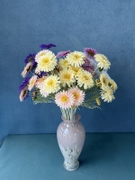 Meistverkaufte 6-Köpfige Seiden-Glückschrysanthemen Künstliche Blumen Lebendiger Farbstrahl Blumenstrauß für Heim- und Bürodekoration