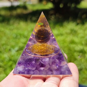 Wholesale Natural Crystal Chips <strong>Stone</strong> Orgonite Resin Pyramid <strong>Engraved</strong> Crystal Spheres Trees for Festive Decorations with <strong>Chakra</strong> - Product Image 3