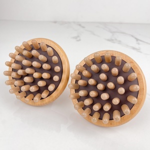 <span class=keywords><strong>Brosse</strong></span> à <span class=keywords><strong>cheveux</strong></span> démêlante en bois <span class=keywords><strong>de</strong></span> hêtre naturel avec logo personnalisé, <span class=keywords><strong>brosse</strong></span> à <span class=keywords><strong>cheveux</strong></span> à coussin d'air <span class=keywords><strong>de</strong></span> massage, logo personnalisé professionnel en gros - Product Image 4