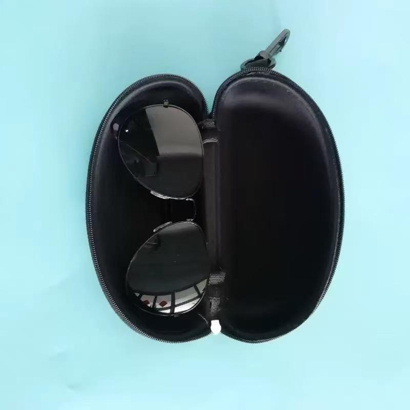 กล่องหนังสีดำ (พร้อมสายรัด)