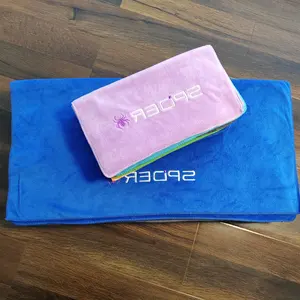 Popüler çevre dostu yüksek kalite baskılı özel Logo Anti kayma organik mikrofiber nefes yumuşak kumaş spor salonu Yoga havlusu