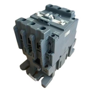 Contactor de CA LC1N40M5N con Voltaje Nominal de Circuito Principal de 380V, 48V, 110V - Product Image 4