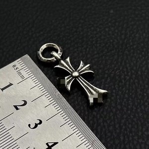 Collier pendentif Croix Chrome Hearts, bijoux pour hommes et femmes, plaqué argent et or, mode vintage rétro tendance, croix punk, cadeau sportif - Product Image 2