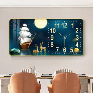 Reloj de Pared de Cristal Radiante: Ilumina tu Pared con un Toque Artístico, Reloj de Porcelana con Pintura de Paisaje en Cristal - Product Image 2