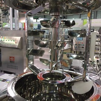 Machine multifonctionnelle de fabrication de crème et de lotion cosmétique de 200 L avec homogénéisateur-mélangeur sous vide pour le traitement chimique