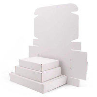 Boîtes d'expédition en carton blanc avec logo personnalisé, doublure en mousse à fermeture éclair et pelliculage mat pour l'emballage de vêtements