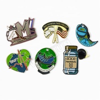 Broche personnalisée OEM en émail souple, design hexagonal, emblème artisanal, collection de broches, souvenir